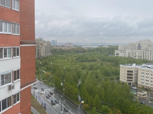Продам двухкомнатную (2-комн.) квартиру, Мичуринский пр-кт, 13к2, Москва г