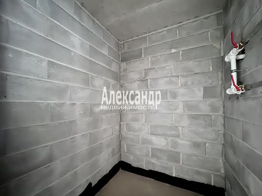 Продам двухкомнатную (2-комн.) квартиру, Шувалова ул, 28, Мурино п