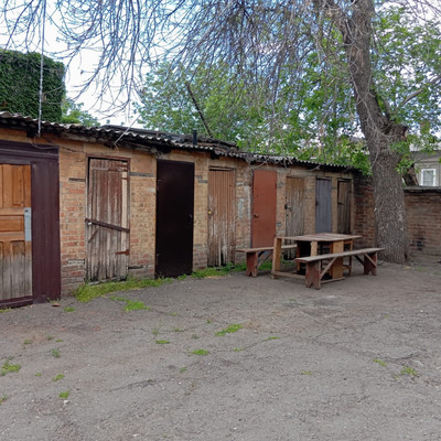Продам 2-комн. в 4-комн. квартире, Комсомольская пл, 21/18, Ростов-на-Дону г