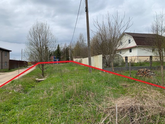 Продам участок 5,5 соток, Рохма д, 0 км от города