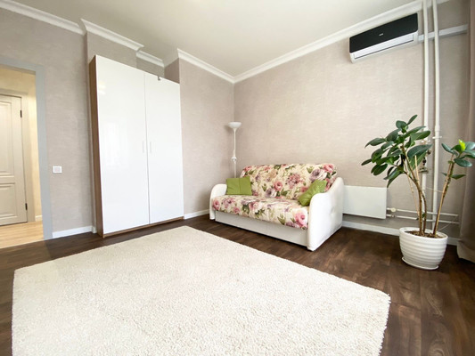 Продам трехкомнатную (3-комн.) квартиру, Альберта Камалеева пр-кт, 16, Казань г