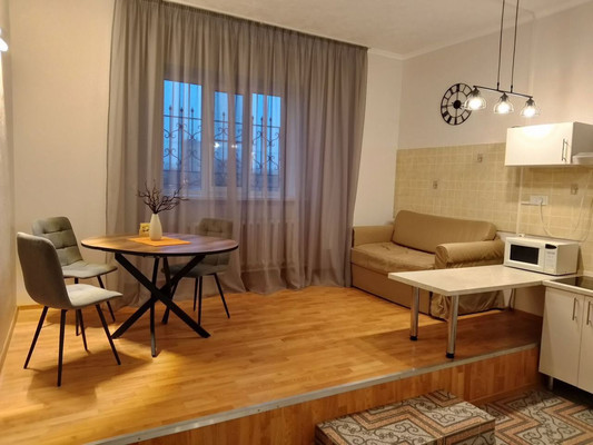 Продам трехкомнатную (3-комн.) квартиру, Волкова ул, 33, Ростов-на-Дону г