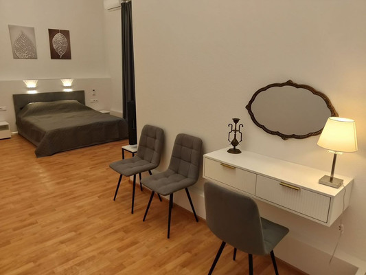 Продам трехкомнатную (3-комн.) квартиру, Волкова ул, 33, Ростов-на-Дону г