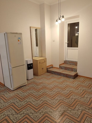 Продам трехкомнатную (3-комн.) квартиру, Волкова ул, 33, Ростов-на-Дону г