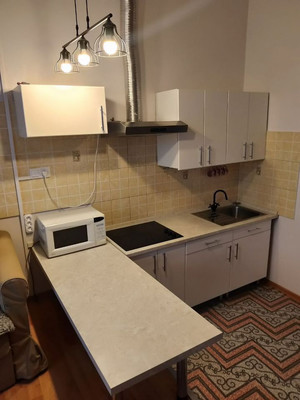 Продам трехкомнатную (3-комн.) квартиру, Волкова ул, 33, Ростов-на-Дону г