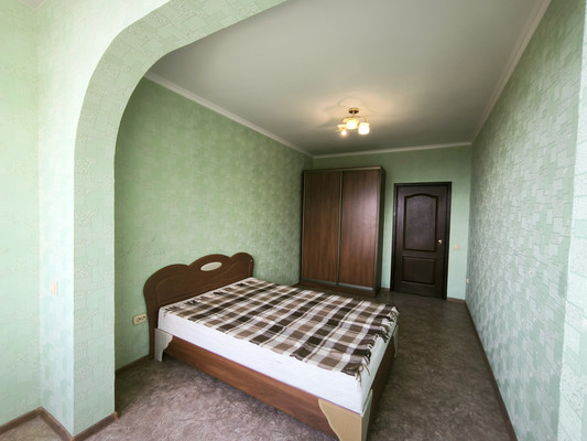 Продам двухкомнатную (2-комн.) квартиру, Северная ул, 22, Форос пгт