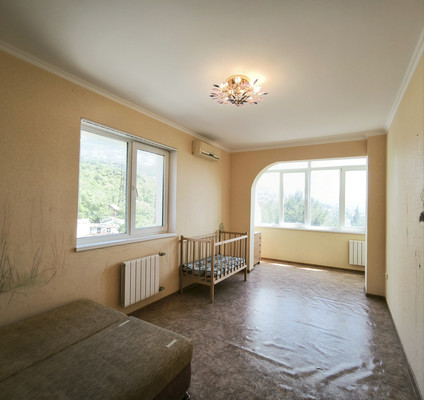 Продам двухкомнатную (2-комн.) квартиру, Северная ул, 22, Форос пгт