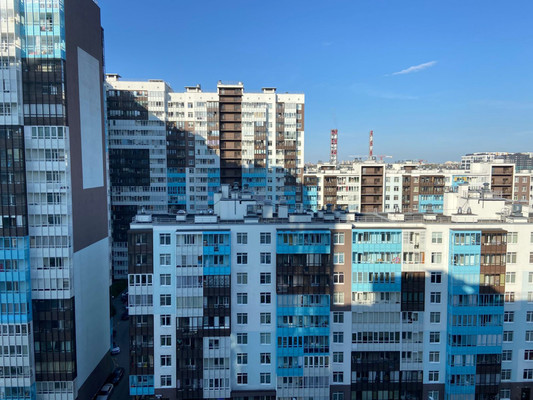 Продам однокомнатную (1-комн.) квартиру, Комендантский пр-кт, 71, Санкт-Петербург г