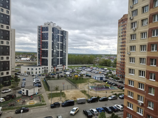 Продам трехкомнатную (3-комн.) квартиру, Молодежная ул, 28А, Речицы с