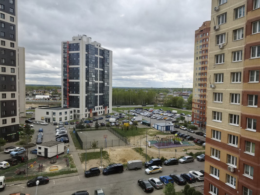 Продам трехкомнатную (3-комн.) квартиру, Молодежная ул, 28А, Речицы с