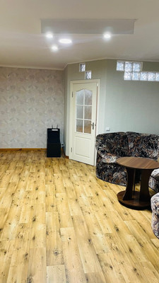 Продам трехкомнатную (3-комн.) квартиру, им. Матэ Залки ул, 7ж, Симферополь г