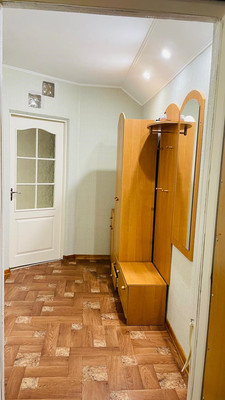 Продам трехкомнатную (3-комн.) квартиру, им. Матэ Залки ул, 7ж, Симферополь г