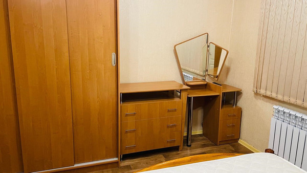 Продам трехкомнатную (3-комн.) квартиру, им. Матэ Залки ул, 7ж, Симферополь г