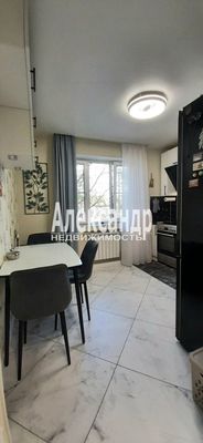 Продам двухкомнатную (2-комн.) квартиру, Доблести ул, 18к1, Санкт-Петербург г
