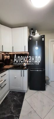 Продам двухкомнатную (2-комн.) квартиру, Доблести ул, 18к1, Санкт-Петербург г