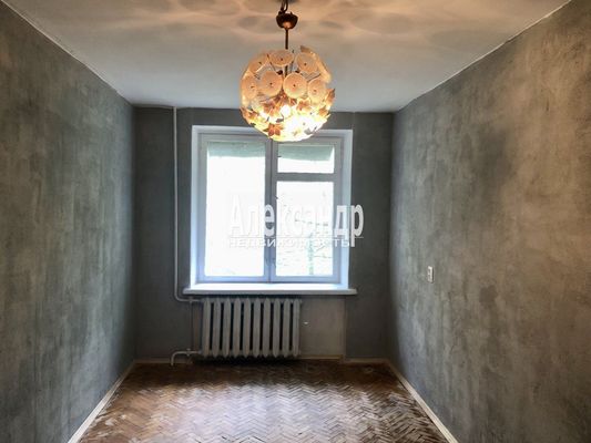 Продам трехкомнатную (3-комн.) квартиру, Турку ул, 7, Санкт-Петербург г