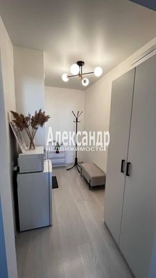 Продам однокомнатную (1-комн.) квартиру, Шувалова ул, 19к1, Мурино п