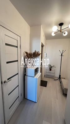 Продам однокомнатную (1-комн.) квартиру, Шувалова ул, 19к1, Мурино п