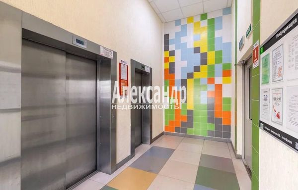 Продам однокомнатную (1-комн.) квартиру, Шувалова ул, 19к1, Мурино п