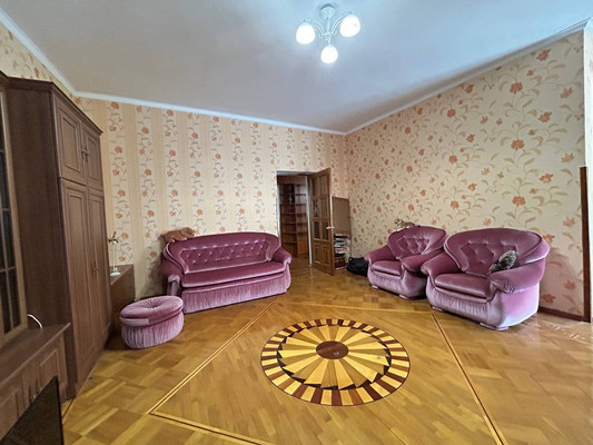 Продам многокомнатную квартиру, Генерала Захарова ул, 9, Симферополь г