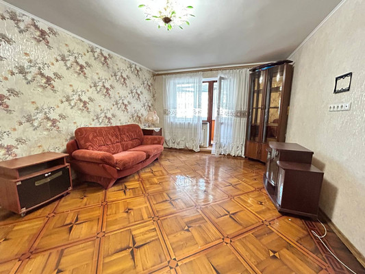 Продам многокомнатную квартиру, Генерала Захарова ул, 9, Симферополь г