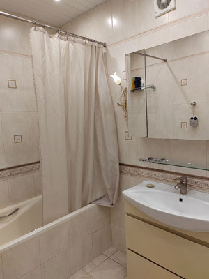 Продам двухкомнатную (2-комн.) квартиру, Мечникова ул, 49а, Ростов-на-Дону г