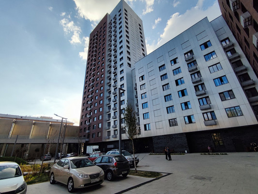 Продам трехкомнатную (3-комн.) квартиру, Русаковская ул, 2, Москва г