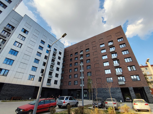 Продам трехкомнатную (3-комн.) квартиру, Русаковская ул, 2, Москва г
