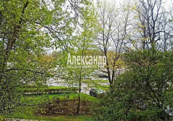 Продам трехкомнатную (3-комн.) квартиру, Ушаковская наб, д. 9 корп. 1, Санкт-Петербург г