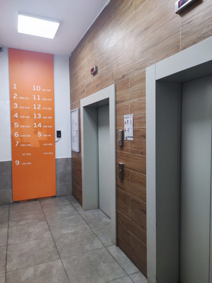 Продам трехкомнатную (3-комн.) квартиру, Крымская (Мирный мкр.) ул, 12к11, Мирный п