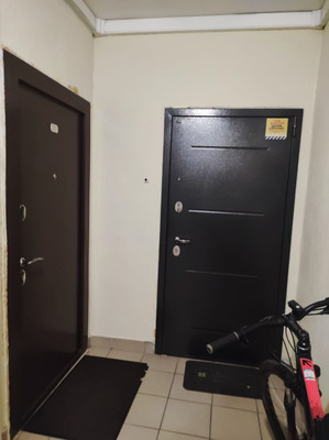 Продам трехкомнатную (3-комн.) квартиру, Крымская (Мирный мкр.) ул, 12к11, Мирный п