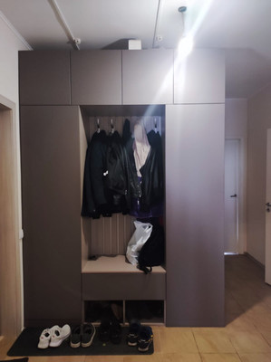 Продам трехкомнатную (3-комн.) квартиру, Крымская (Мирный мкр.) ул, 12к11, Мирный п