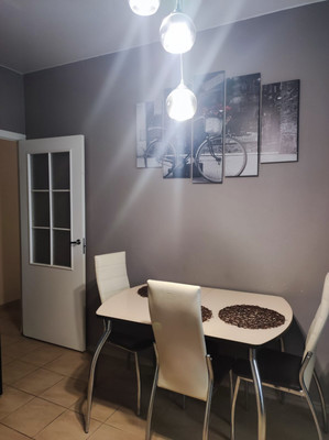 Продам трехкомнатную (3-комн.) квартиру, Крымская (Мирный мкр.) ул, 12к11, Мирный п