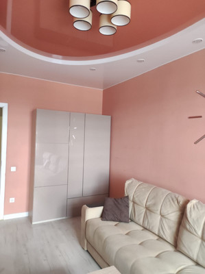 Продам трехкомнатную (3-комн.) квартиру, Крымская (Мирный мкр.) ул, 12к11, Мирный п