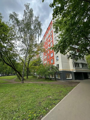 Продам трехкомнатную (3-комн.) квартиру, Ярославское ш, 10к1, Москва г