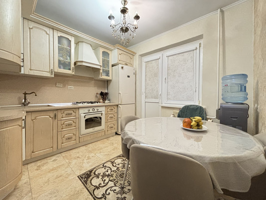 Продам двухкомнатную (2-комн.) квартиру, Тарчокова ул, 58, Нальчик г