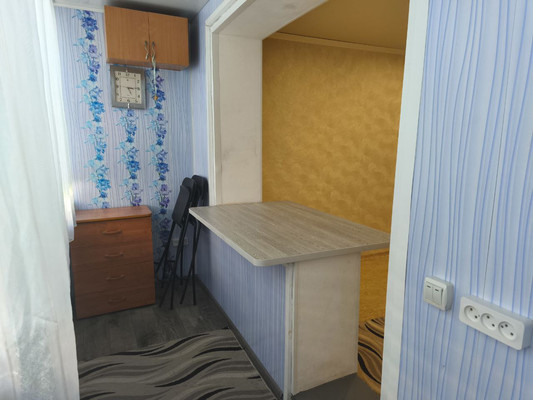 Продам однокомнатную (1-комн.) квартиру, Светлогорская ул, 23, Красноярск г