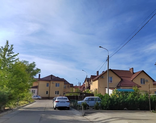 Продам трехкомнатную (3-комн.) квартиру, Межсанаторный проезд, 20к8, Анапа г