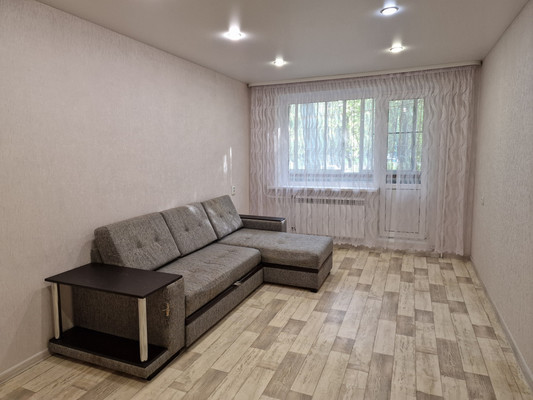 Продам двухкомнатную (2-комн.) квартиру, Подольская ул, 17, Северово д