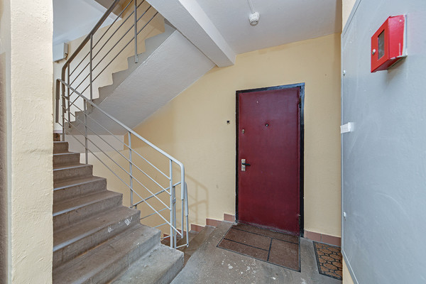 Продам двухкомнатную (2-комн.) квартиру, Саморы Машела ул, 4к1, Москва г