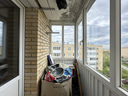 Продам трехкомнатную (3-комн.) квартиру, Гусарская ул, 4к10, Пушкин г