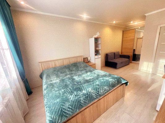 Продам однокомнатную (1-комн.) квартиру, Бородинский б-р, 13, Подольск г