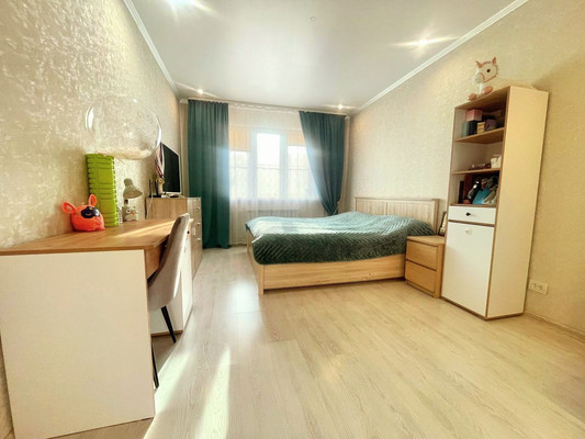 Продам однокомнатную (1-комн.) квартиру, Бородинский б-р, 13, Подольск г