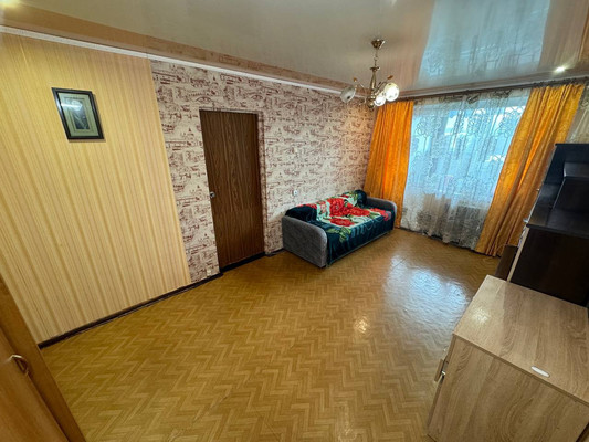 Продам двухкомнатную (2-комн.) квартиру, Партизанская ул, 15к1, Комсомольск-на-Амуре г