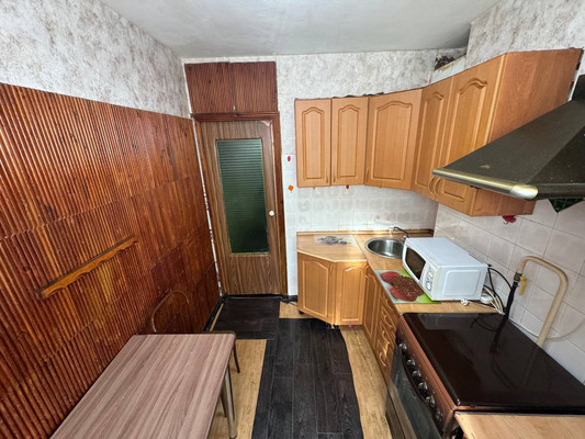 Продам двухкомнатную (2-комн.) квартиру, Партизанская ул, 15к1, Комсомольск-на-Амуре г