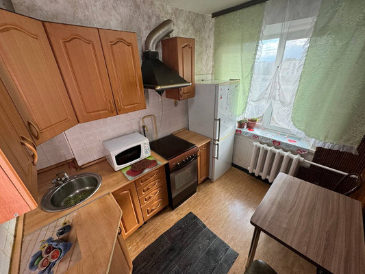Продам двухкомнатную (2-комн.) квартиру, Партизанская ул, 15к1, Комсомольск-на-Амуре г