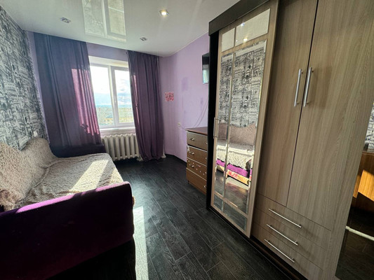 Продам двухкомнатную (2-комн.) квартиру, Партизанская ул, 15к1, Комсомольск-на-Амуре г