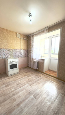 Продам однокомнатную (1-комн.) квартиру, 34-й мкр, 11/2, Октябрьский г