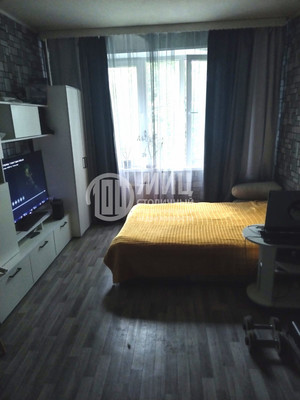 Продам двухкомнатную (2-комн.) квартиру, к200Б, Зеленоград г