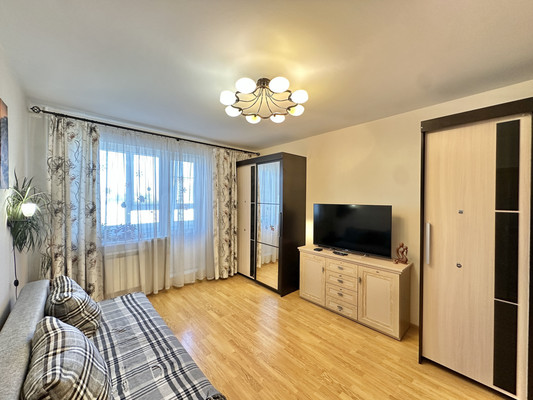 Продам двухкомнатную (2-комн.) квартиру, Шлиссельбургский пр-кт, 34к4, Санкт-Петербург г